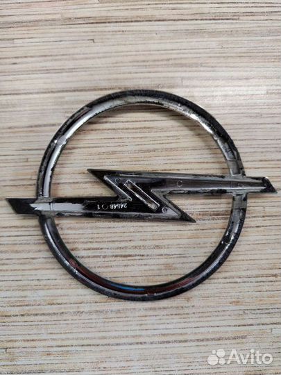 Эмблема багажника Опель Opel (24548)