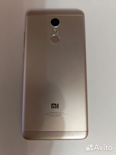 Xiaomi Redmi 5, 3/32 ГБ