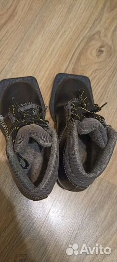 Лыжные ботинки spine cross