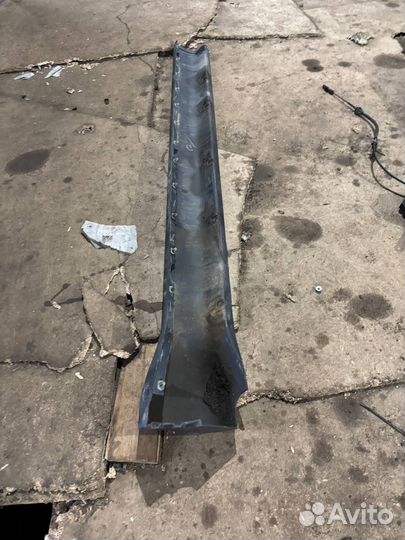 Накладка порога левая Ford Maverick 2 3.0 AJ