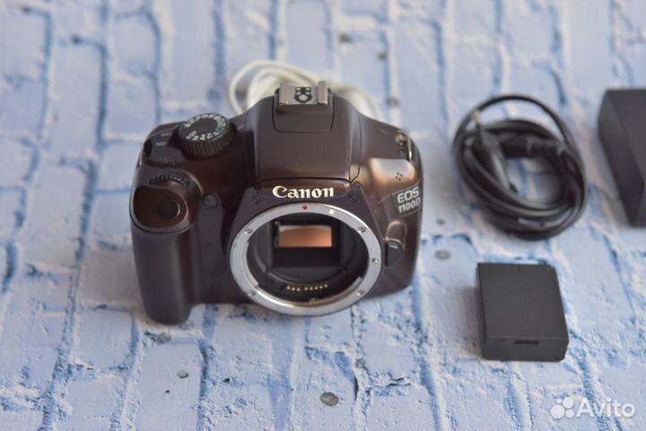 Canon eos 1100d body