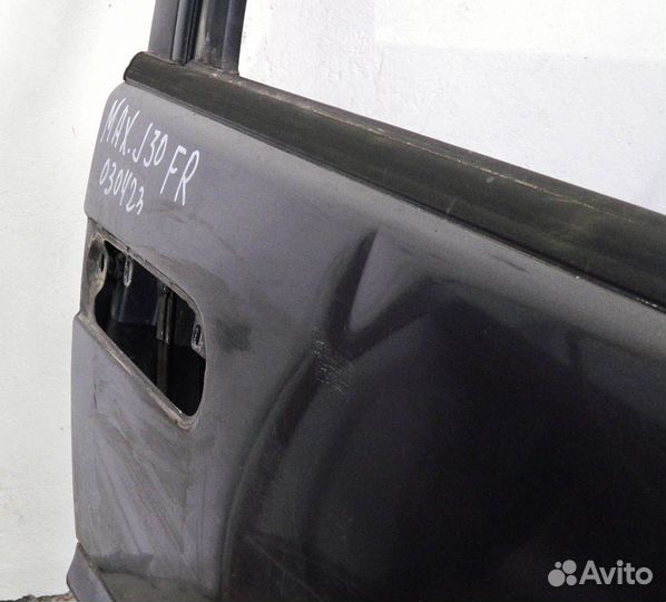 Дверь передняя правая Nissan Maxima J30