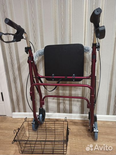 Ходунки для инвалидов(Ролляторы)