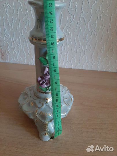 Подсвечник фарфоровый