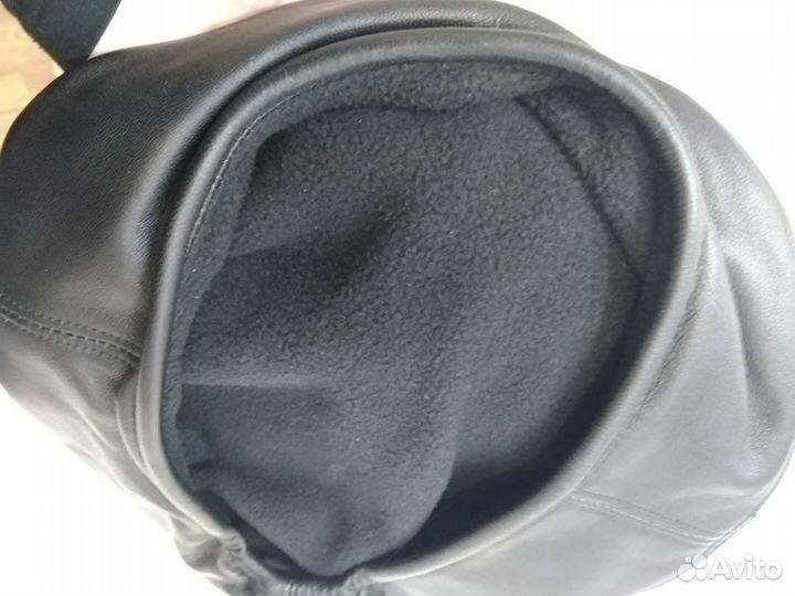 Кожаный берет женский