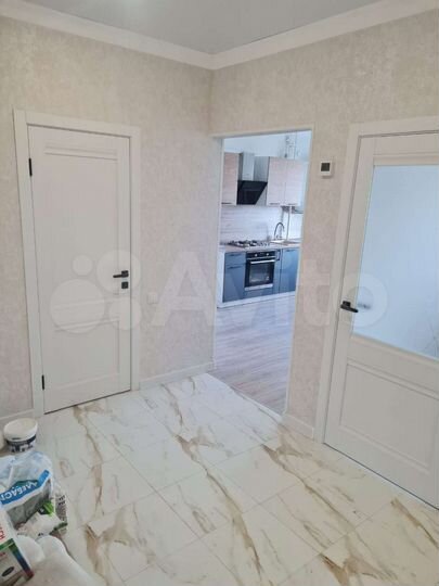 1-к. квартира, 42 м², 8/10 эт.