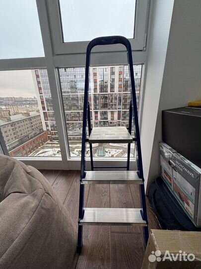 Стремянка Тундра, металлическая комбинированная, 3