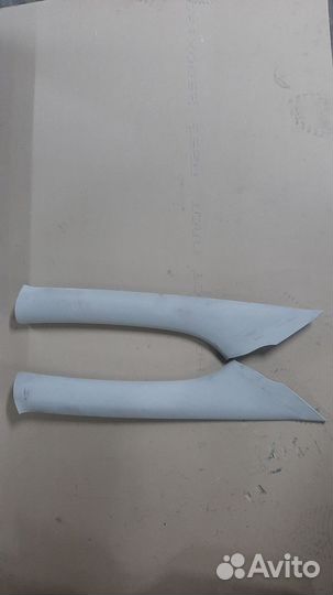 Обшивка передней левой стойки Volkswagen Polo2015