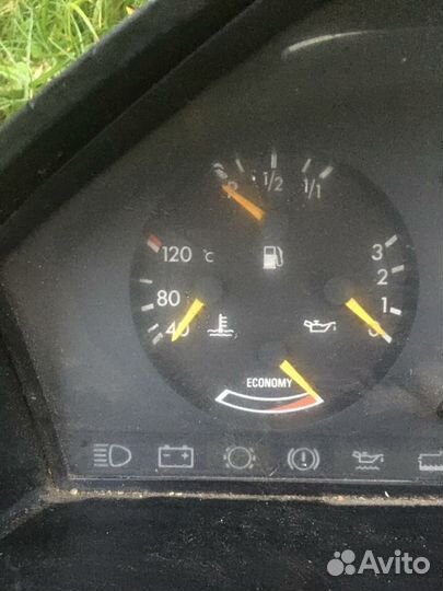 Панель щиток приборов мерседес w124