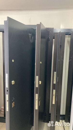 Дверь Металичски нови распрадажа 17000