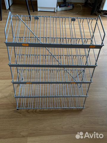 Витрина для лаков металлическая