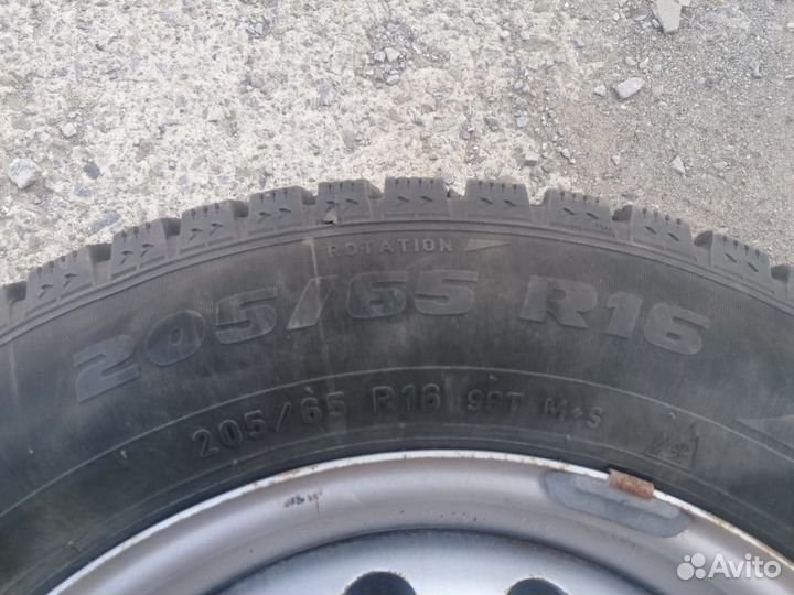 Formula Winter 205/65 R16