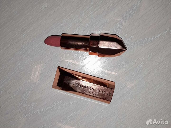 Помада Летуаль