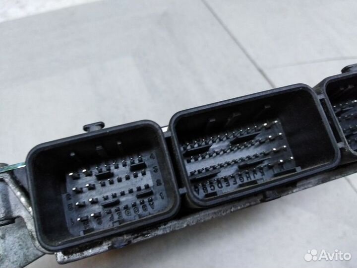 Блок управления двигателем Peugeot 607