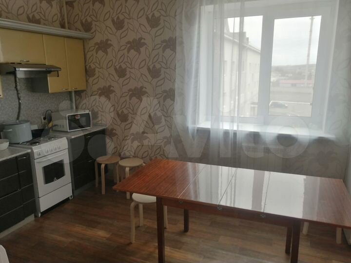 3-к. квартира, 97 м², 3/4 эт.