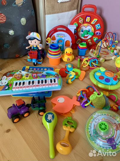 Развивающие игрушки пакетом