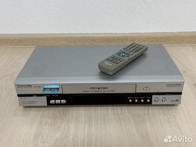 Видеомагнитофон panasonic NV-hv60ee-S