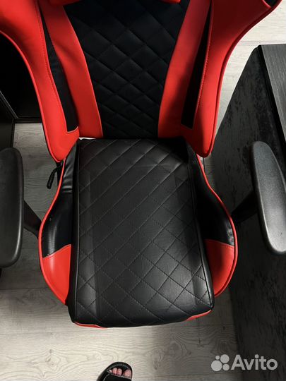 Компьютерное кресло