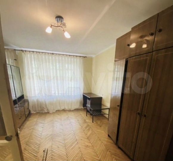 4-к. квартира, 30 м², 2/4 эт.