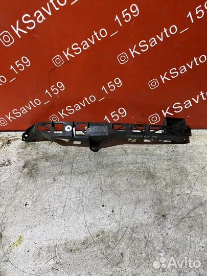 Mazda 3 BK Кронштейн фары правый