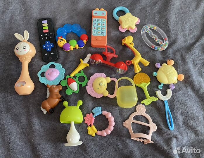 Игрушки для новорожденной