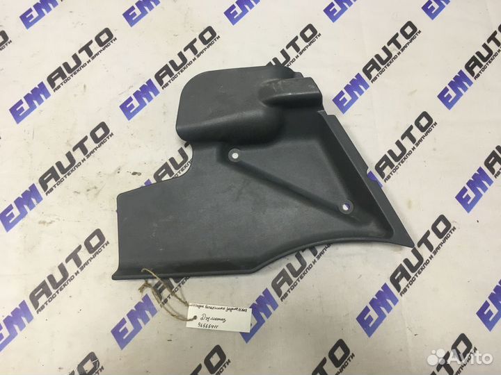 Накладка багажника задняя левая Дэу Матиз