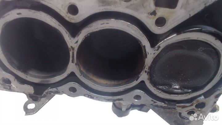 Блок цилиндров Toyota iQ, 2009