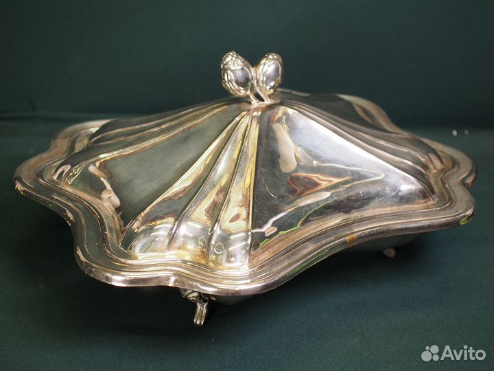 Антикварное блюдо под горячее. Европа