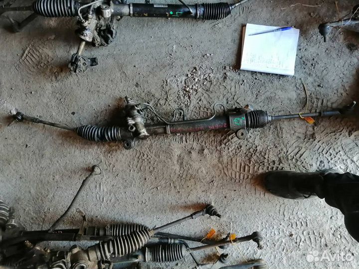 Рулевая рейка Toyota Wish ZNE14