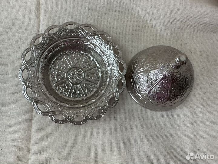 Вазочка с крышкой для восточных сладостей мельхиор