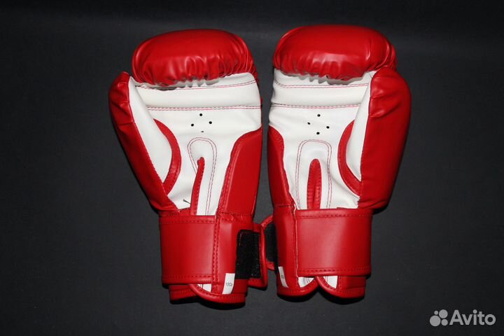 Боксерские перчатки 8 унций. Ручная работа. Россия
