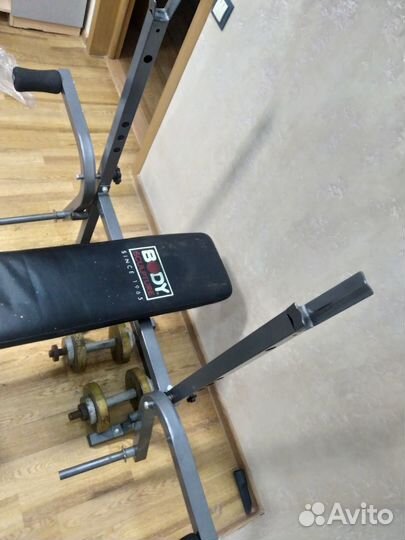 Небольшой тренажерный комплекс