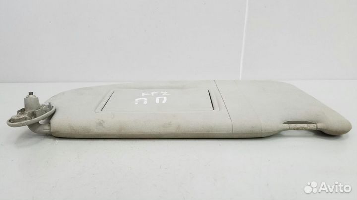 Козырек солнцезащитный передний правый Ford Focus