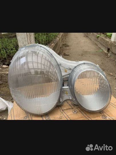 Стекла фар мерседес w210