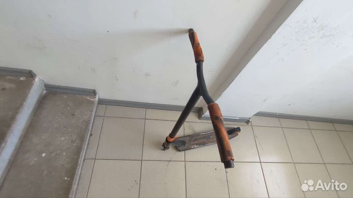 Трюковой самокат