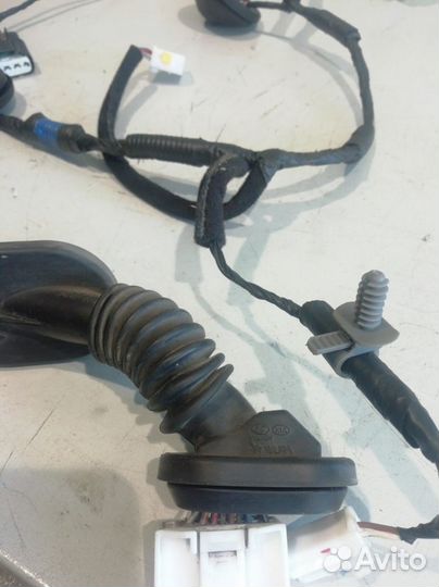 Проводка двери задняя правая Hyundai I40 VF G4NA