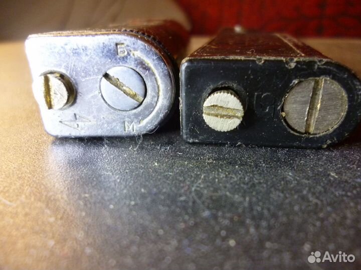 Старые зажигалки на запчасти