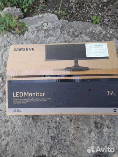 Монитор Samsung19