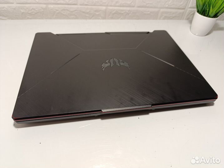 Мощный asus TUF core i5/GTX 1650/144 Ghz