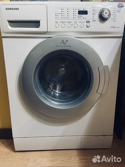 Стиральная машина samsung на запчасти WF6450S4V