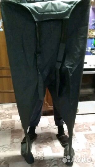 Резиновый комбинезон