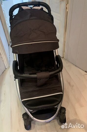 Прогулочная коляска bubagoo model one