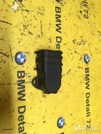 Крышка плюса Bmw X5 E53 M54B30 2006