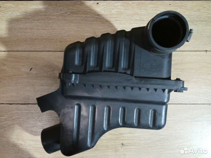 Корпус воздушного фильтра Opel Antara 2007