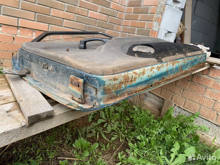 Двери на Ниву