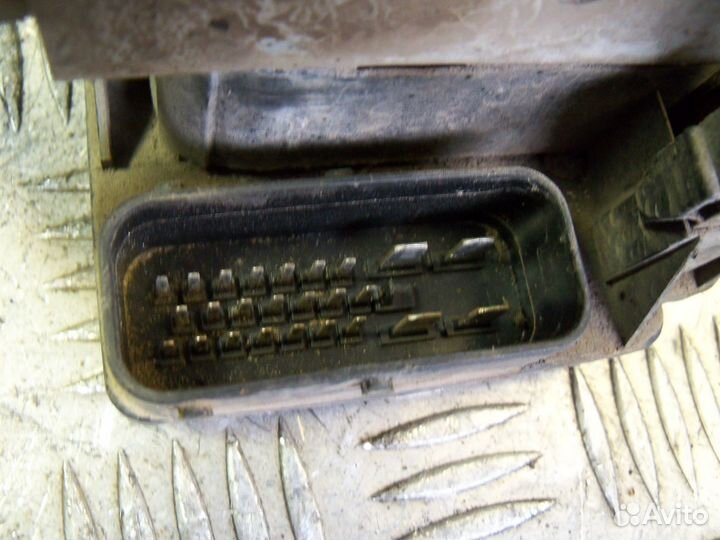 Блок ABS Volkswagen Golf 4 1.4 1998г