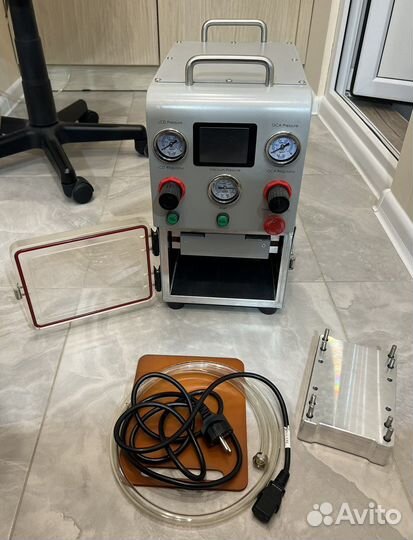 Станок для ламинации дисплеев