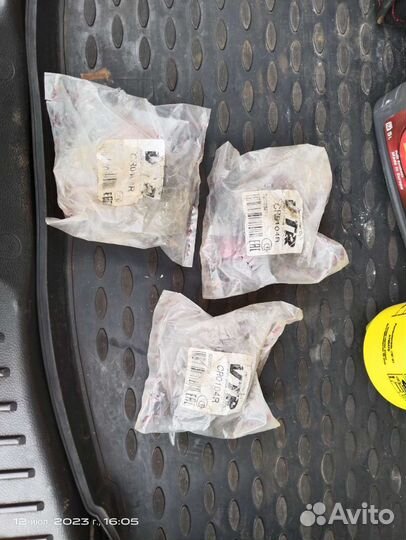 Сайленблок рычага jeep grand cheroke wj