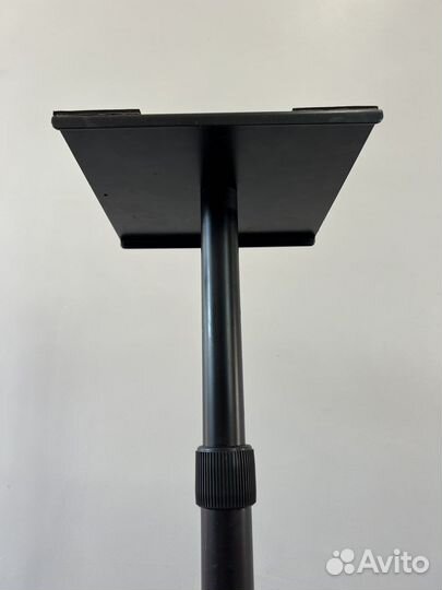 Стойки для студийный мониторов