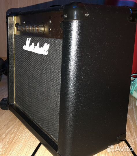 Комбоусилитель marshall mg15